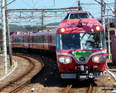 090808_7000系パノラマカー・吉良吉田駅