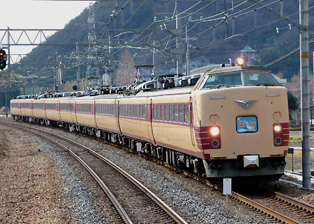 110213_雷鳥・島本駅