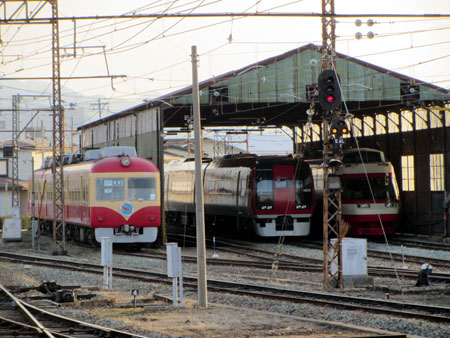 120329_長野電鉄2000系・2100系・1000系・須坂駅