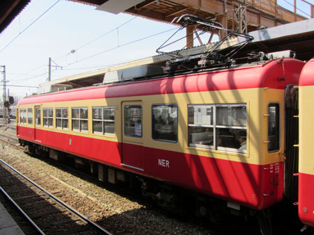 120329_長野電鉄2000系・須坂駅