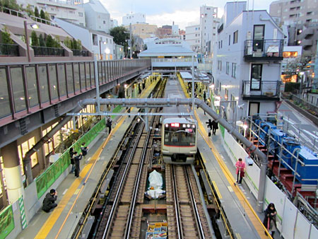 130314_東急代官山駅